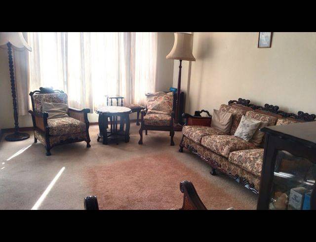 2 BEDROOM APARTMENT FOR SALE IN GLENWOOD